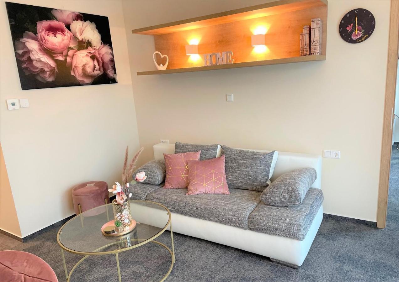 Likedaheim Apartments Rosbach vor der Höhe Eksteriør bilde